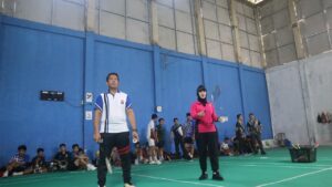 Meriahkan Hari Bhayangkara Ke-79, Kapolres Balangan-Ketua Bhayangkari Buka Turnamen Bulutangkis