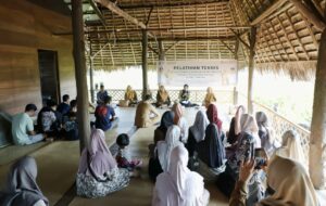 Pelatihan Mebel Eceng Gondok Digelar di HSU, Pro-Kontra Warnai Upaya Dorong Ekonomi Kreatif