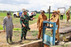 Pastikan Infrastruktur Pertanian Tepat Sasaran, Dandim 1001/HSU-BLG dan Bupati HSU Tinjau Progres Oplah