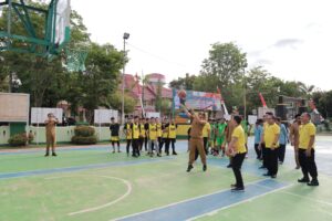 Semarak HUT Ke-80 RI, Sahrujani Buka Turnamen Basket Piala Bupati di Makodim 1001/HSU-BLG 