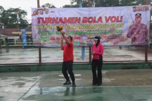Ajang Silaturahmi & Sportivitas Pemuda, Kapolres Balangan Buka Turnamen Voli Se-Kalsel