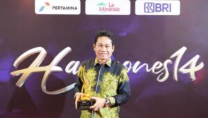 Kompas TV Anugerahkan Abdul Hadi Gelar Kepala Daerah Peduli Transparansi 2025