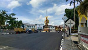 Hamparan Aspal Mulus Bina Marga PUPR HSU Ciptakan Estetika-Keselamatan di Jalan Raya