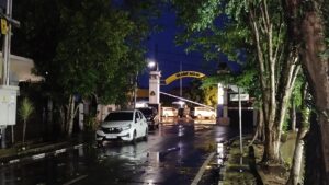 Breaking News: Mobil Mewah Keluar Masuk Polres HSU, Muncul Dugaan OTT KPK Libatkan Oknum Berseragam