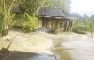 HSU Tetapkan Status Siaga Darurat, Luapan Sungai Balangan–Tabalong Rusak Infrastruktur