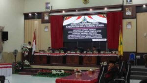 Bupati HSU Jelaskan Urgensi Perubahan Raperda Pajak dan Retribusi Daerah di Paripurna Dewan