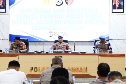 Bidpropam Polda Kalsel Supervisi Polres Balangan, Tekankan Disiplin dan Pelayanan Bersih ke Masyarakat