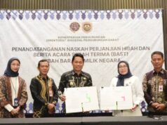 Pemkab Balangan Terima Hibah Bus Sekolah dari Kementerian Perhubungan