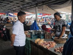 Wabup HSS Sidak Pasar Negara, Tegaskan Penertiban Pedagang Luar Area